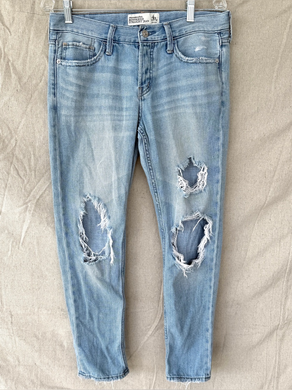 Abercrombie & Fitch 4R Boyfriend Straight Light Wash Distressed Denim Jeans